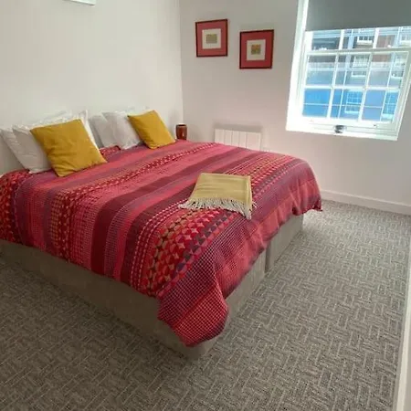 Contemporary City Centre 3 Bedroom Apartment Sheffield Exterior foto
