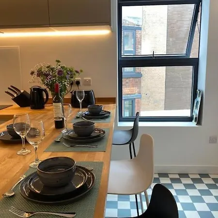 Contemporary City Centre 3 Bedroom Apartment Sheffield Exterior foto